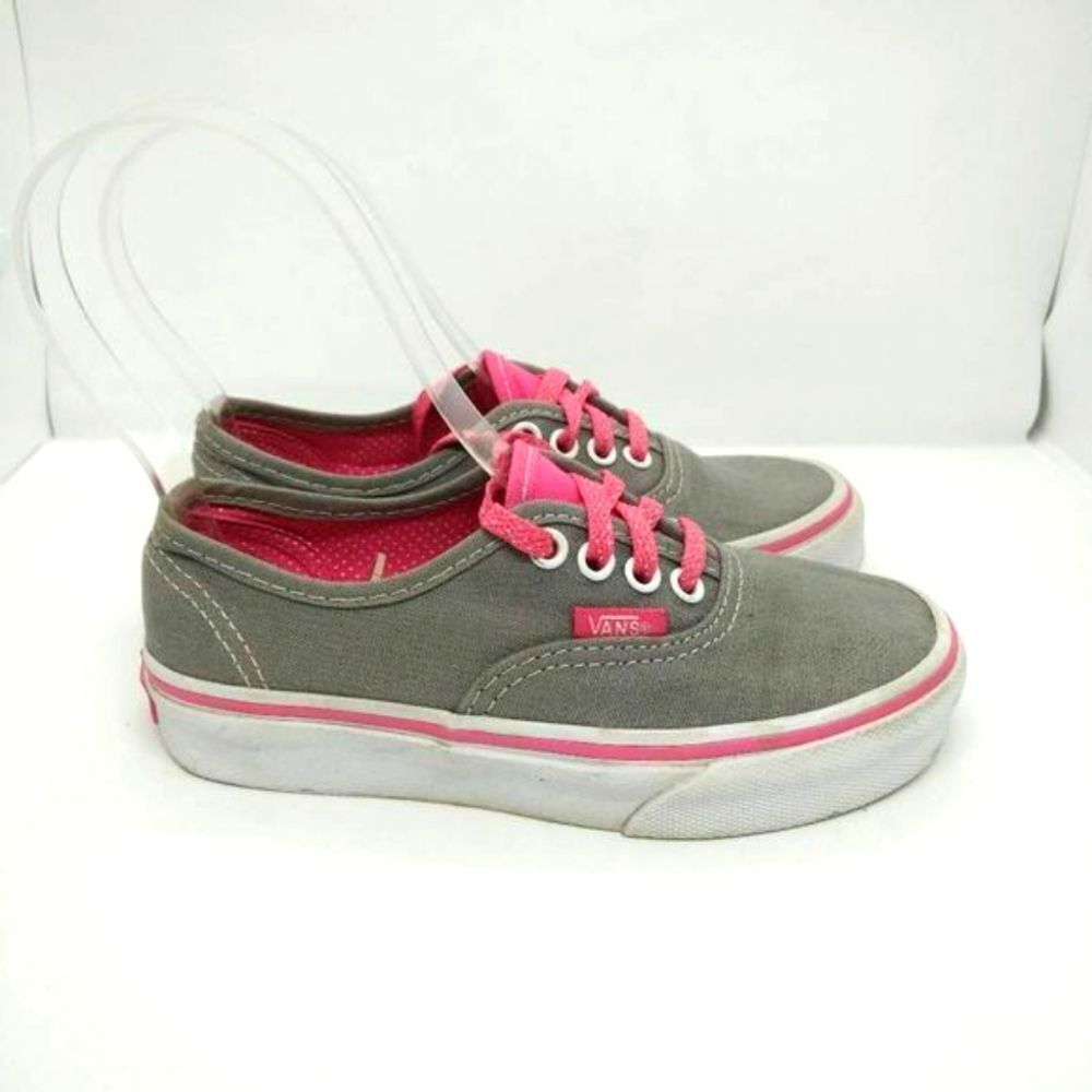Vans Off The Wall Skateboard Shoes Kids Size 12 Grey Pink Sneakers Vans Youth
